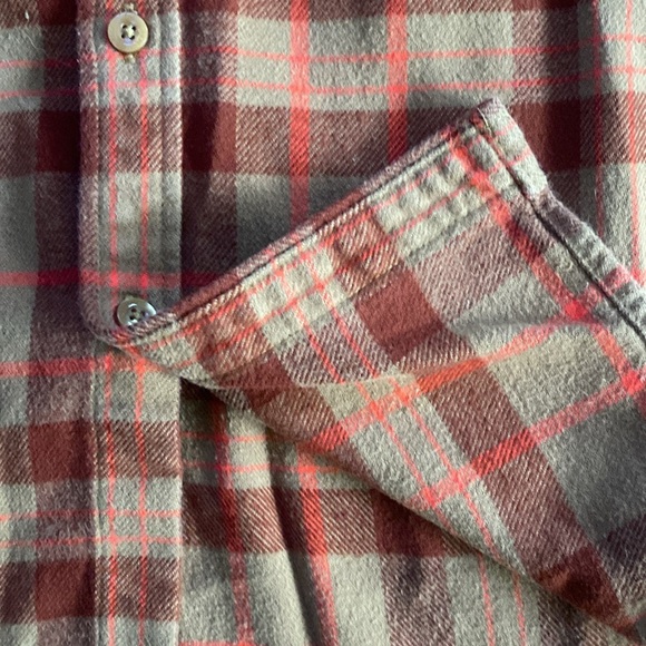 Men’s North Face flannel shirt - Picture 6 of 6